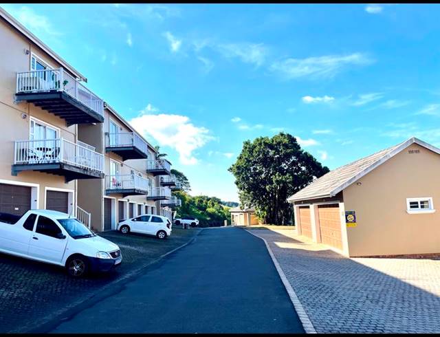 2 BEDROOM PROPERTY TO RENT IN PADFIELD PARK